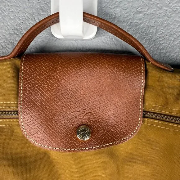 Longchamp Zip Tote - Picture 3 of 9